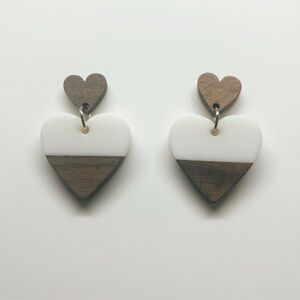 1 pair Heart Shaped Wooden Dangle Earrings, Elegant Nature Inspired Jewelry